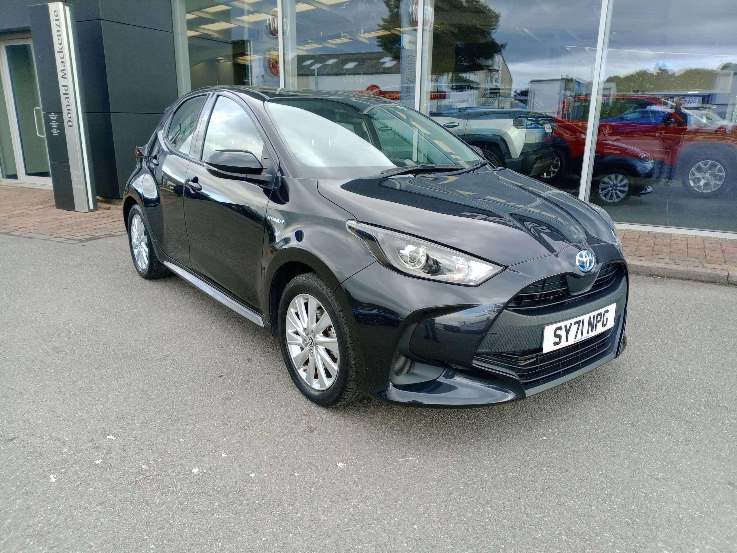 2021 TOYOTA YARIS 2021 TOYOTA YARIS