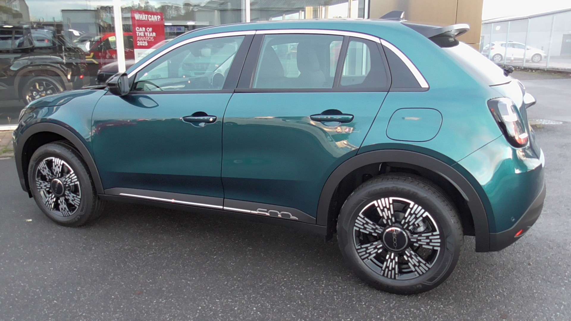 A 2025 FIAT 600 1.2 Mild Hybrid 5dr Petrol Automatic A 2025 FIAT 600 1.2 Mild Hybrid 5dr Petrol Automatic