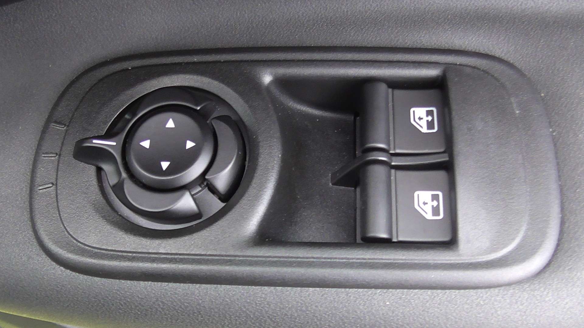 2023 ABARTH 500E 2023 ABARTH 500E