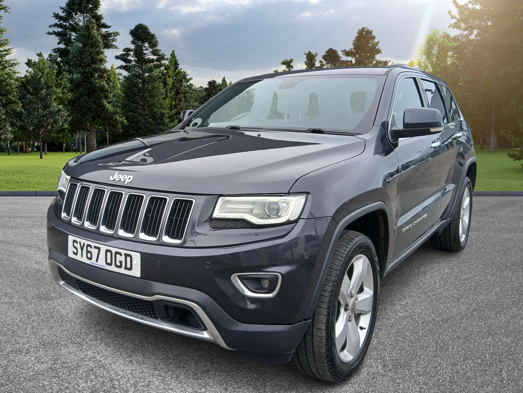 A 2017 JEEP GRAND CHEROKEE 3.0 V6 CRD Limited Plus Diesel Auto 4WD A 2017 JEEP GRAND CHEROKEE 3.0 V6 CRD Limited Plus Diesel Auto 4WD