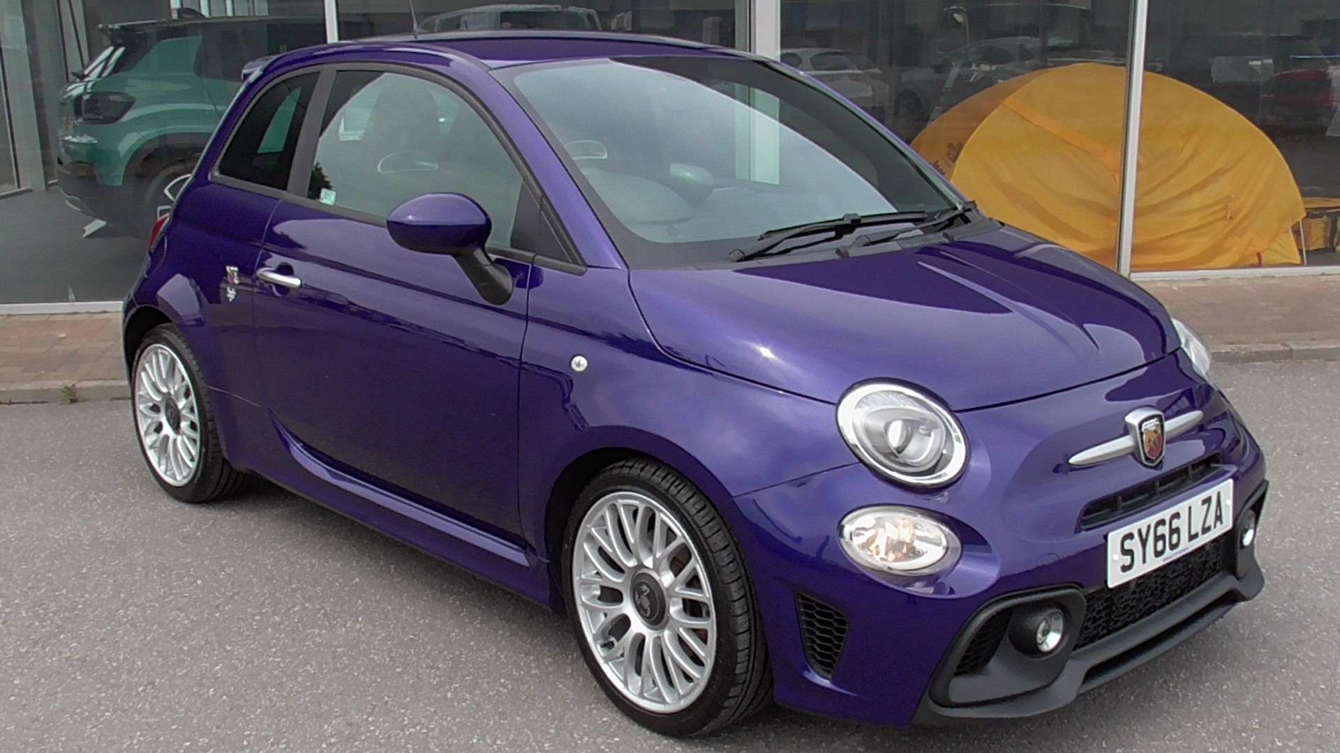 2016 ABARTH 595 2016 ABARTH 595