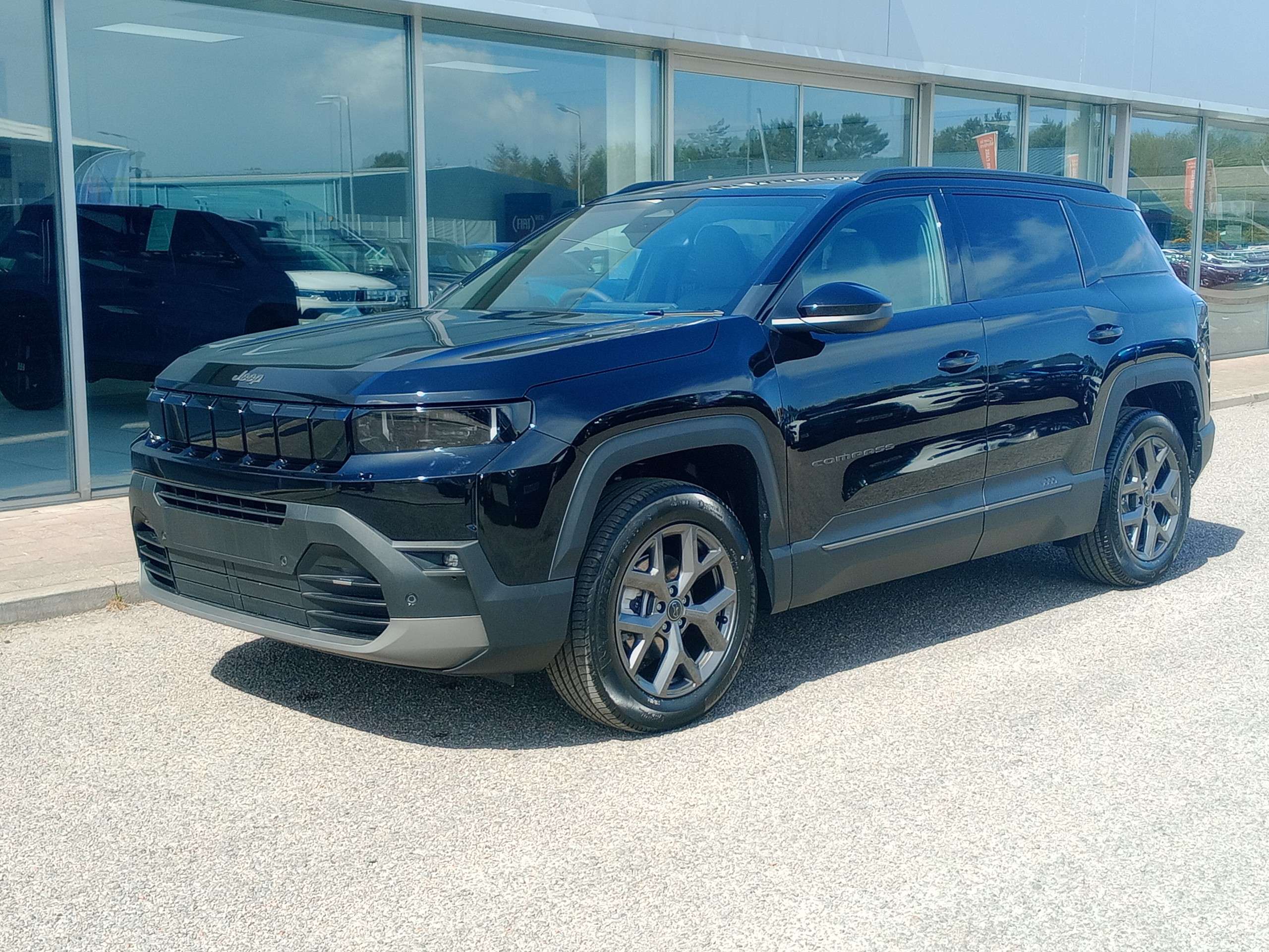 A 2026 JEEP COMPASS 1.2e - Hybrid 1st Edition 5Dr Automatic DCT A 2026 JEEP COMPASS 1.2e - Hybrid 1st Edition 5Dr Automatic DCT