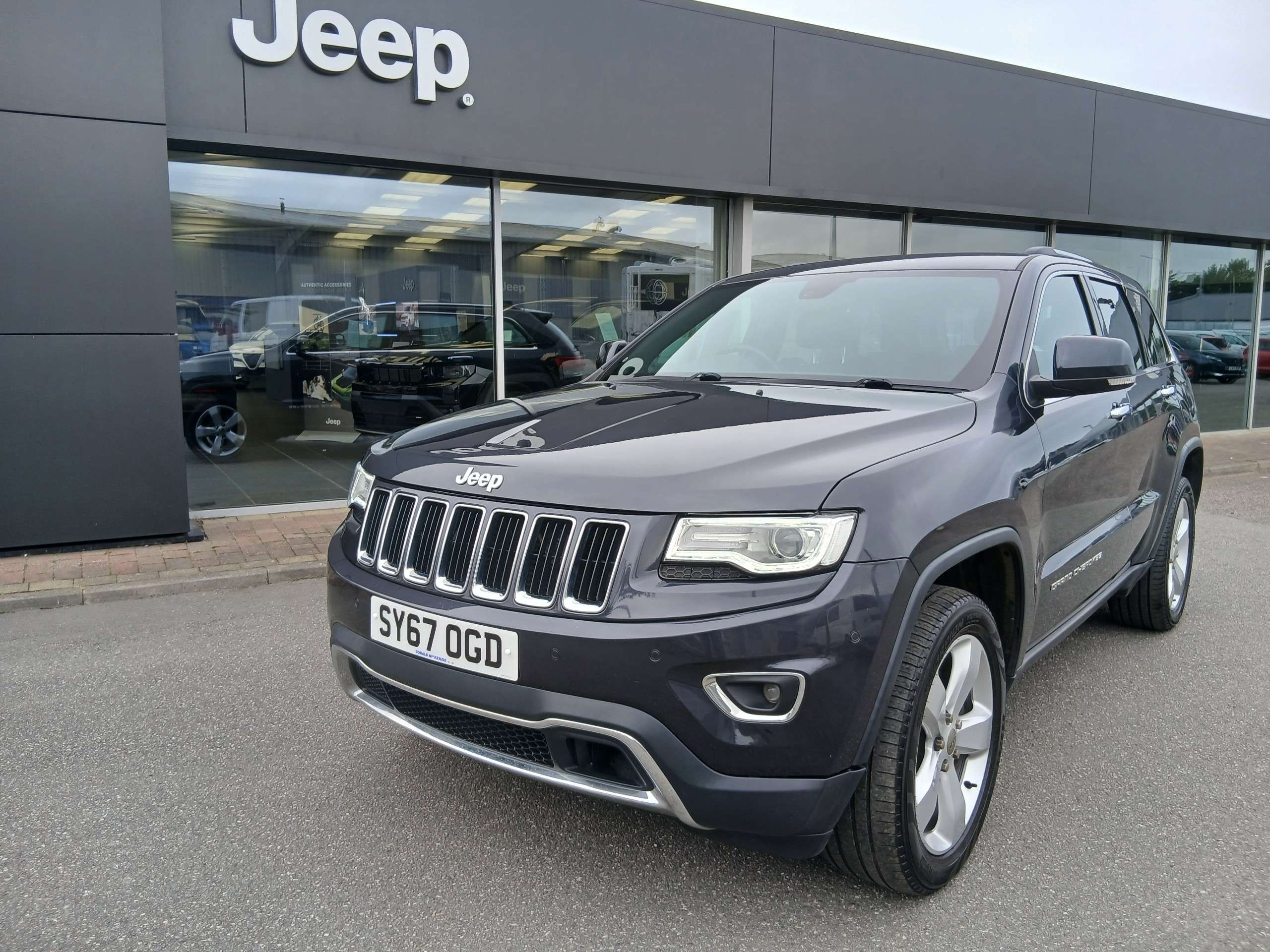 2017 JEEP GRAND CHEROKEE 2017 JEEP GRAND CHEROKEE