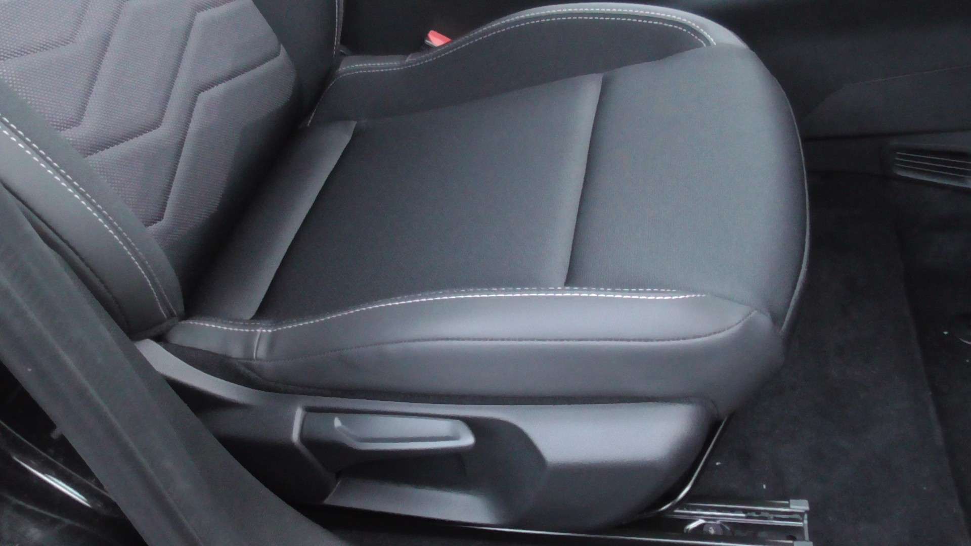 2024 JEEP AVENGER 2024 JEEP AVENGER