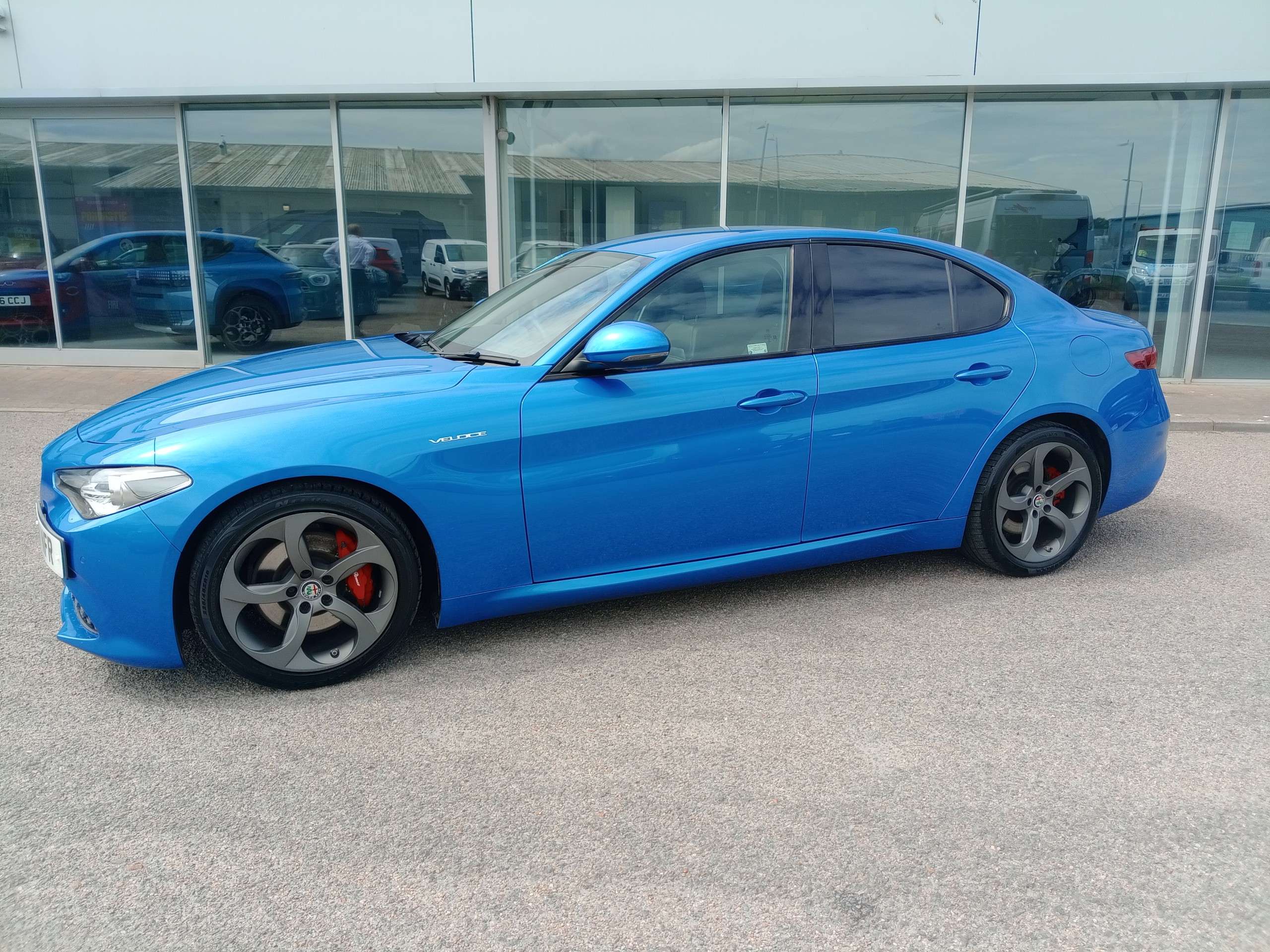 A 2017 ALFA ROMEO GIULIA 2.0T Veloce 4dr Automatic 280 A 2017 ALFA ROMEO GIULIA 2.0T Veloce 4dr Automatic 280