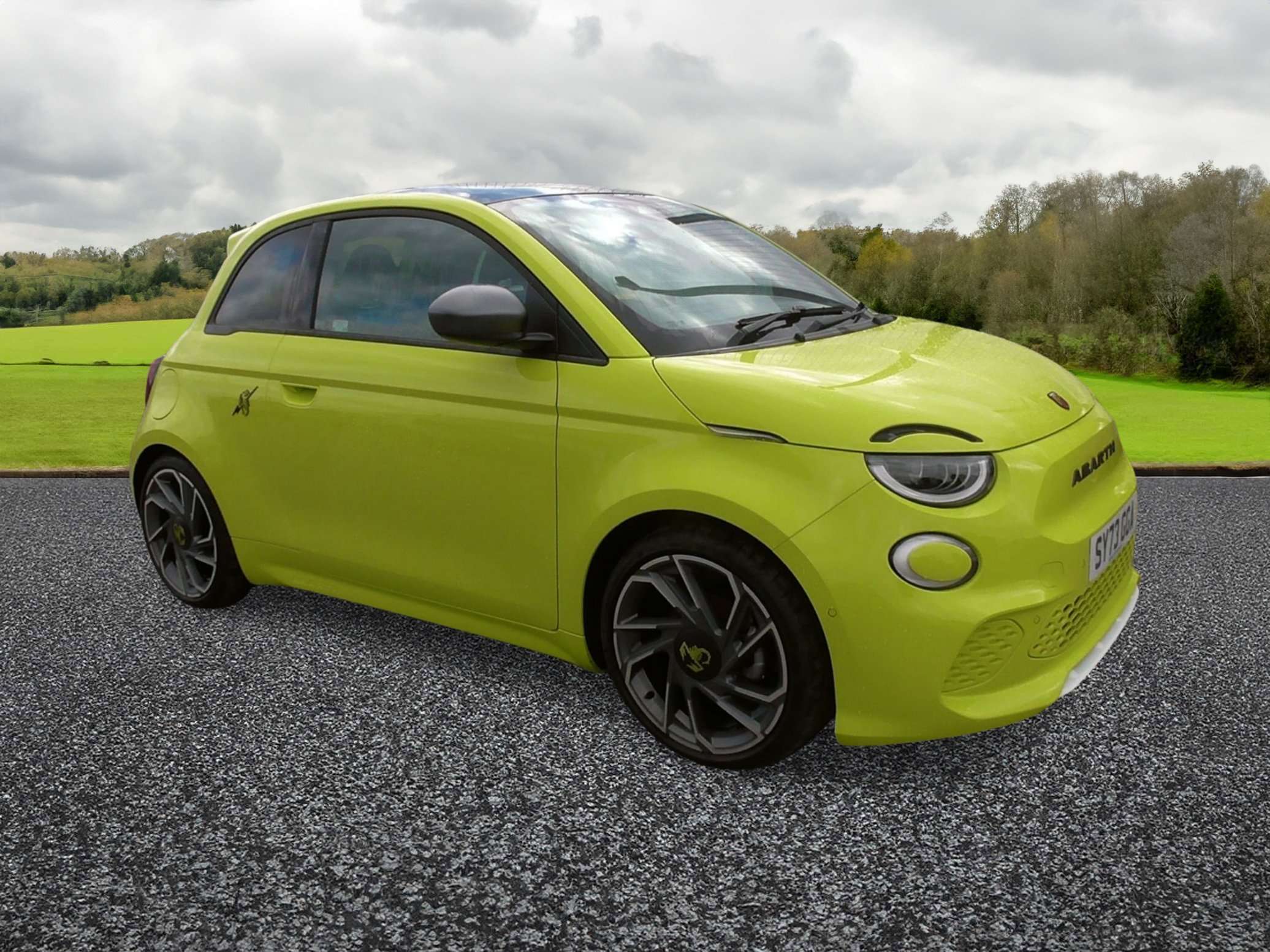 2023 ABARTH 500E 2023 ABARTH 500E