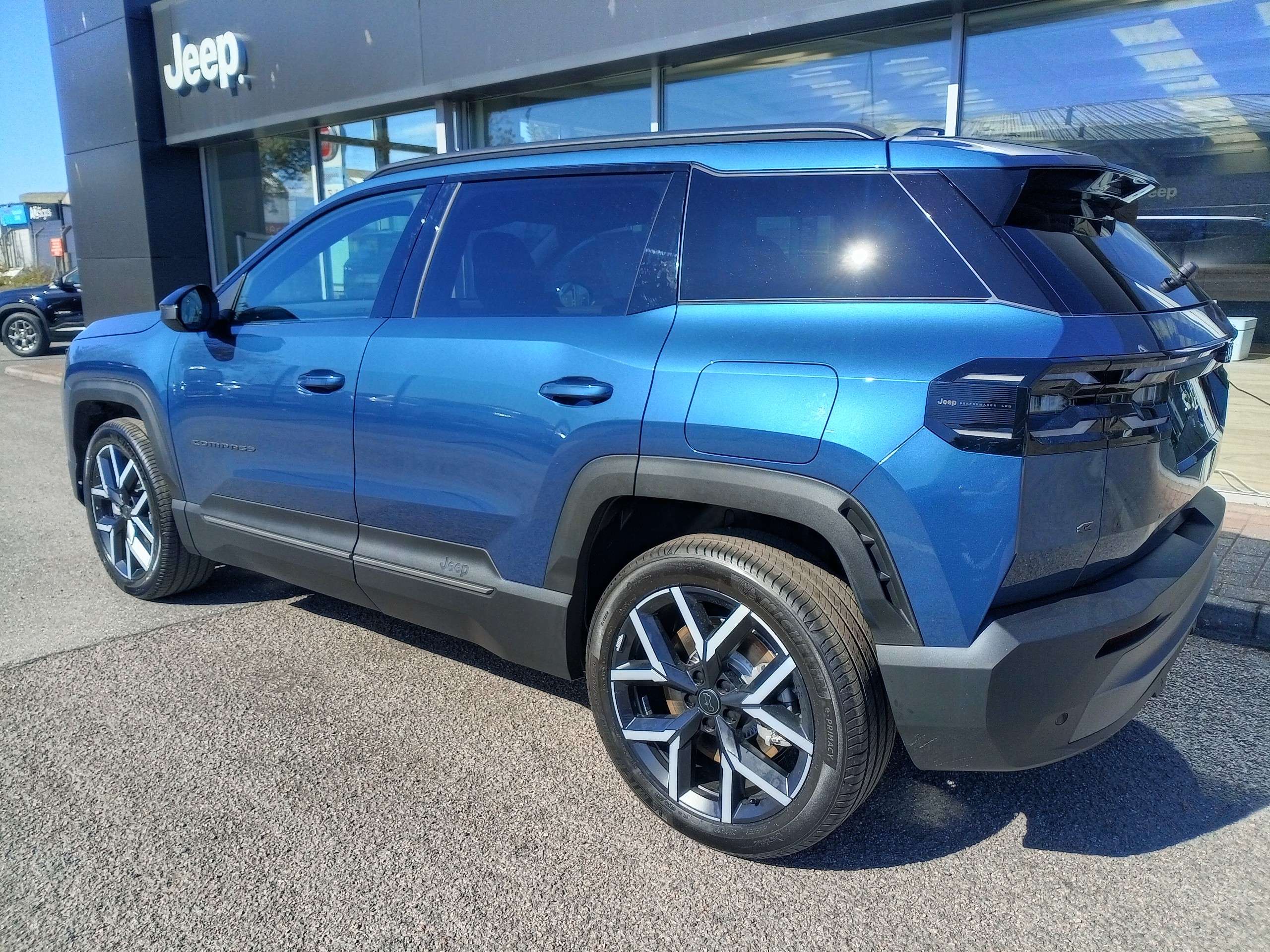 A 2026 JEEP COMPASS 157kW 1st Edition 74kWh 5dr Automatic A 2026 JEEP COMPASS 157kW 1st Edition 74kWh 5dr Automatic