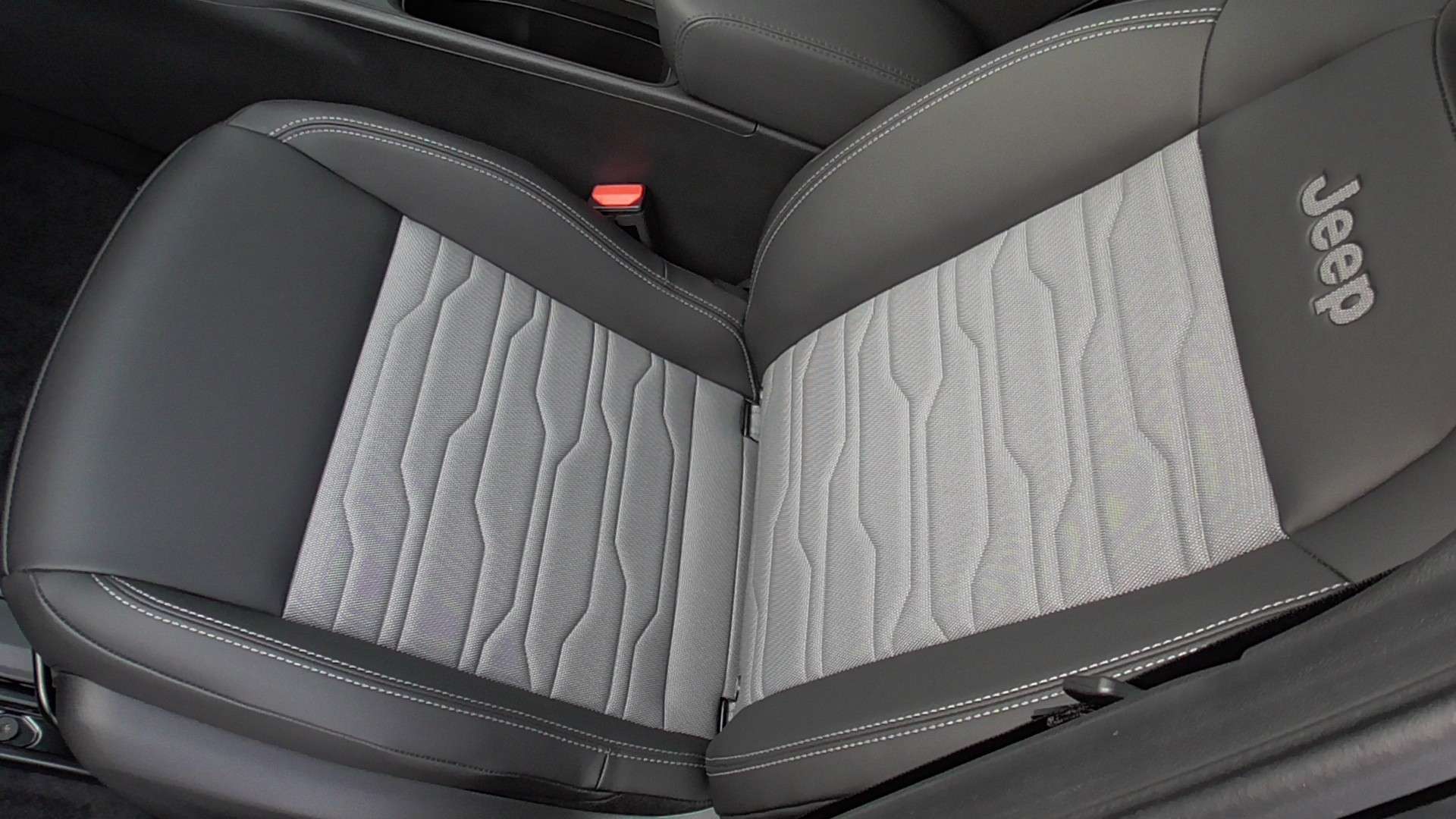 null JEEP AVENGER null JEEP AVENGER