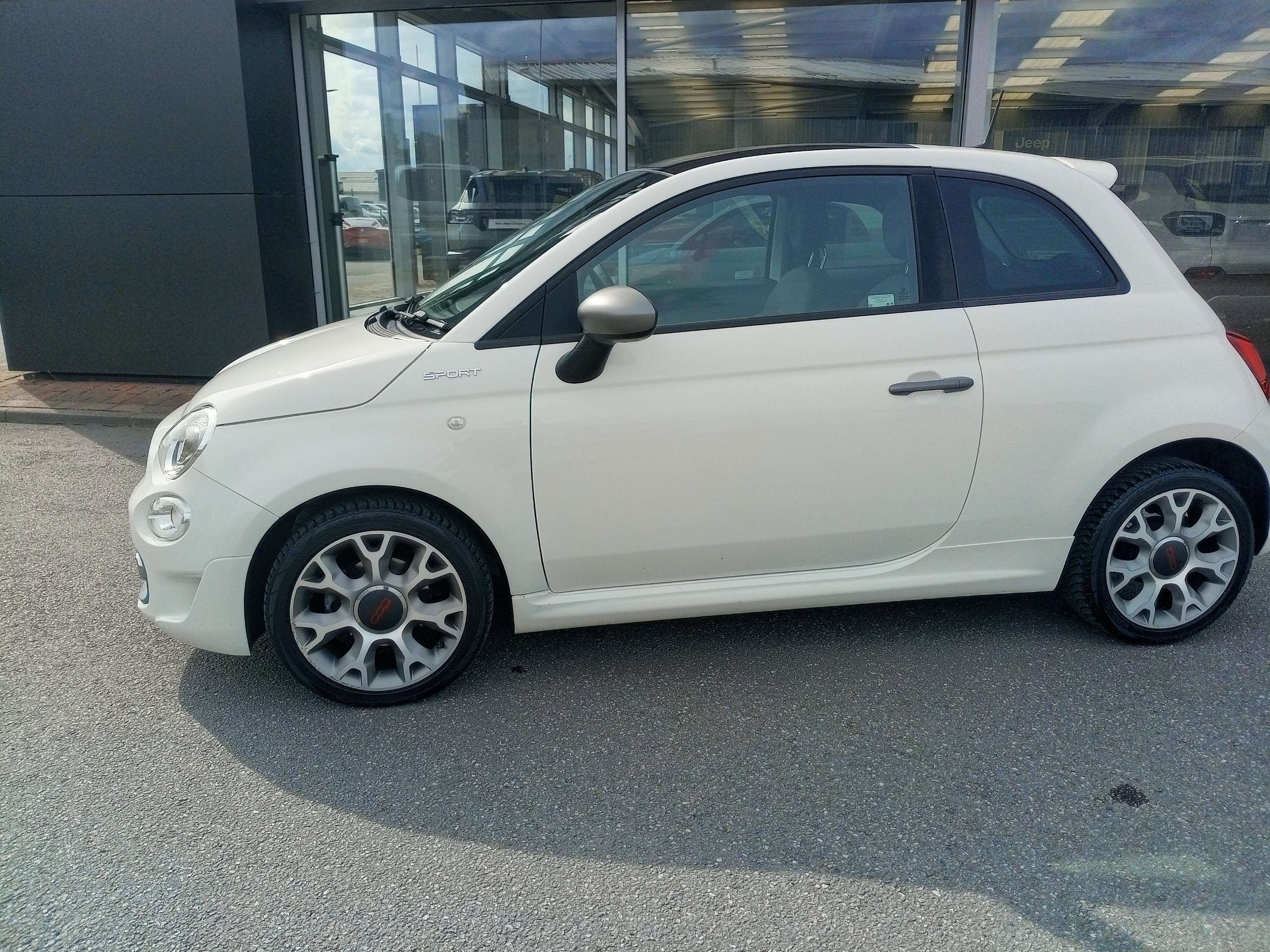 2021 FIAT 500 2021 FIAT 500