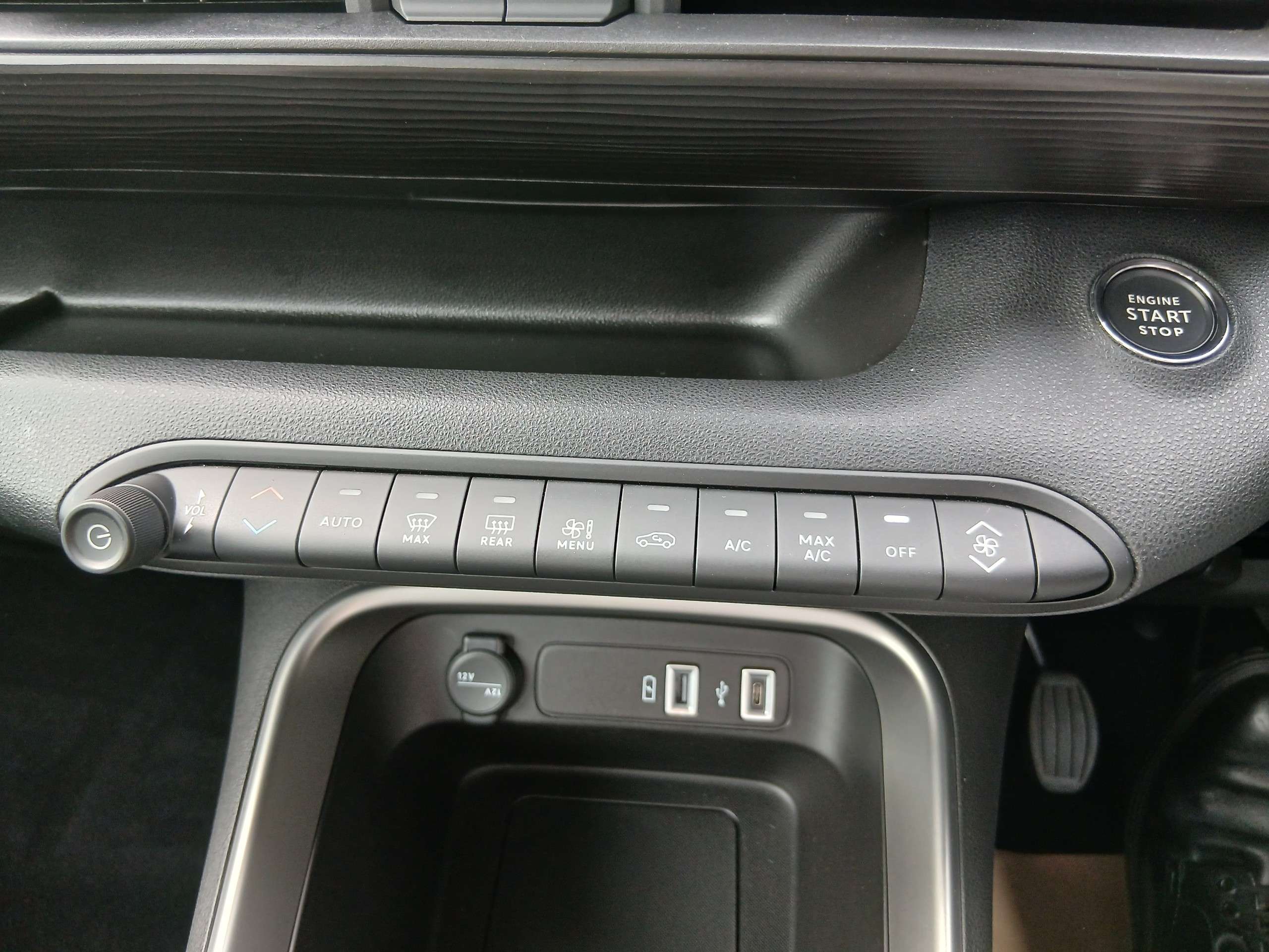 2024 JEEP AVENGER 2024 JEEP AVENGER