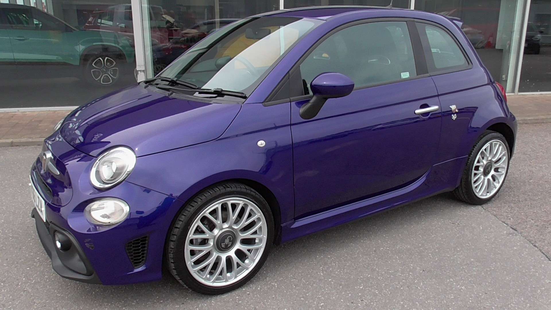 2016 ABARTH 595 2016 ABARTH 595