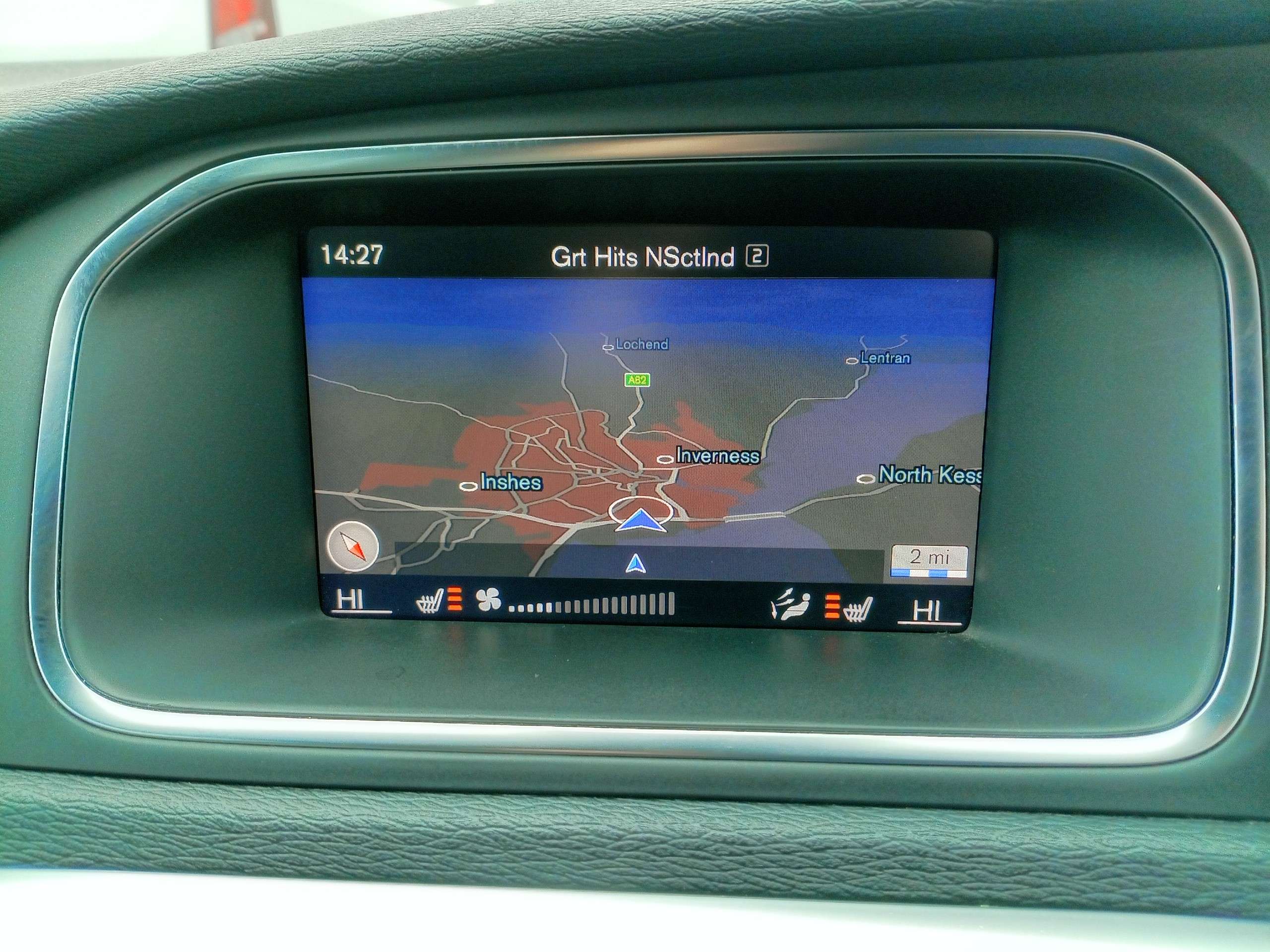 2019 VOLVO V40 2019 VOLVO V40