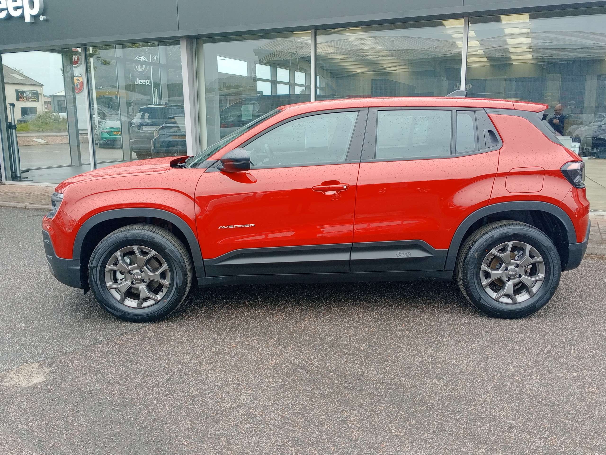 A 2026 JEEP AVENGER 1.2 Longitude 5dr A 2026 JEEP AVENGER 1.2 Longitude 5dr