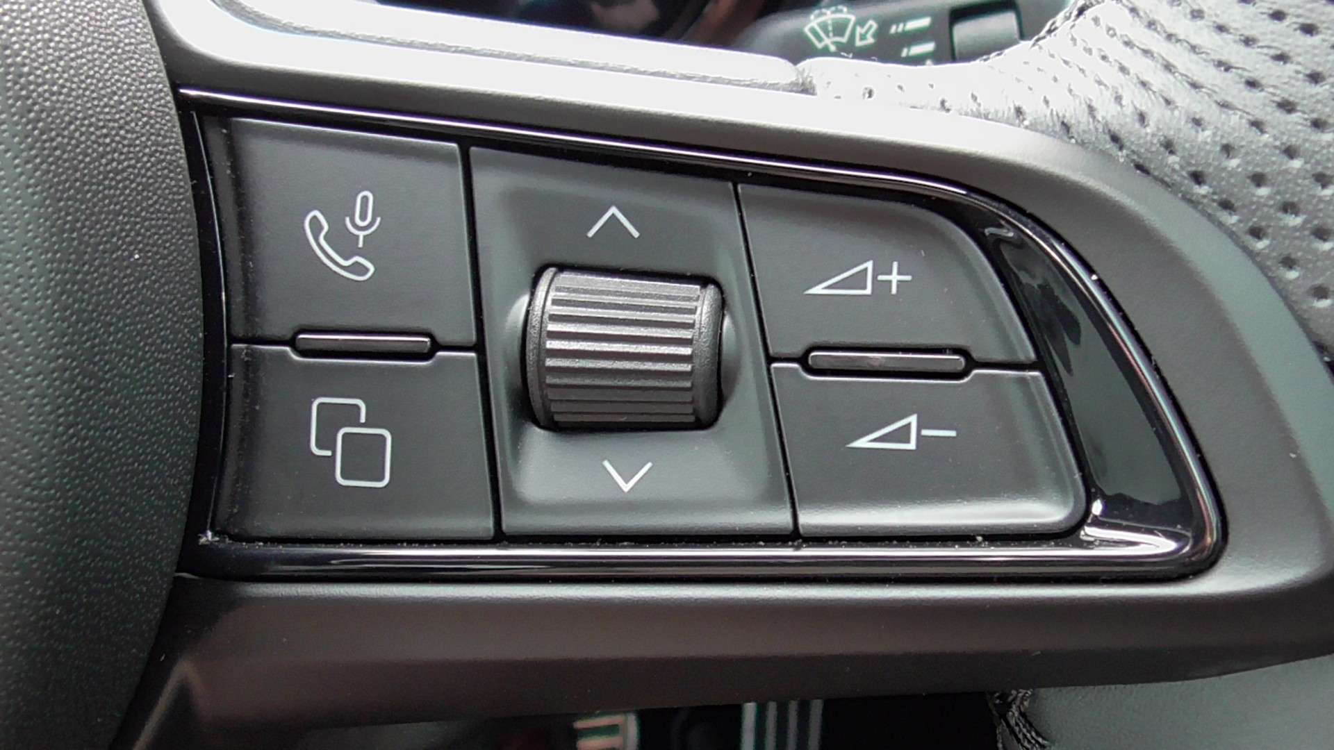 null ALFA ROMEO GIULIA null ALFA ROMEO GIULIA