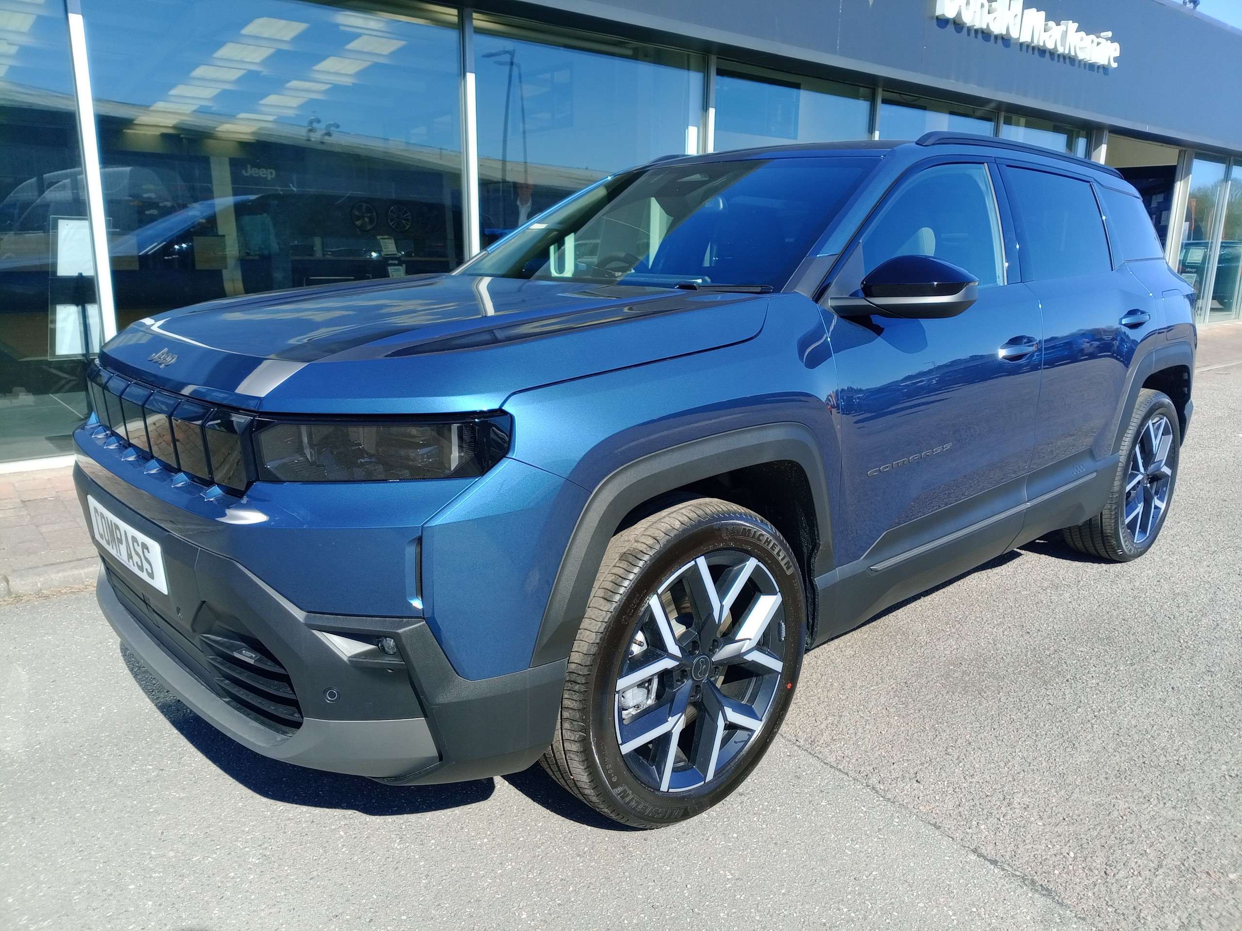 A 2026 JEEP COMPASS 157kW 1st Edition 74kWh 5dr Automatic A 2026 JEEP COMPASS 157kW 1st Edition 74kWh 5dr Automatic