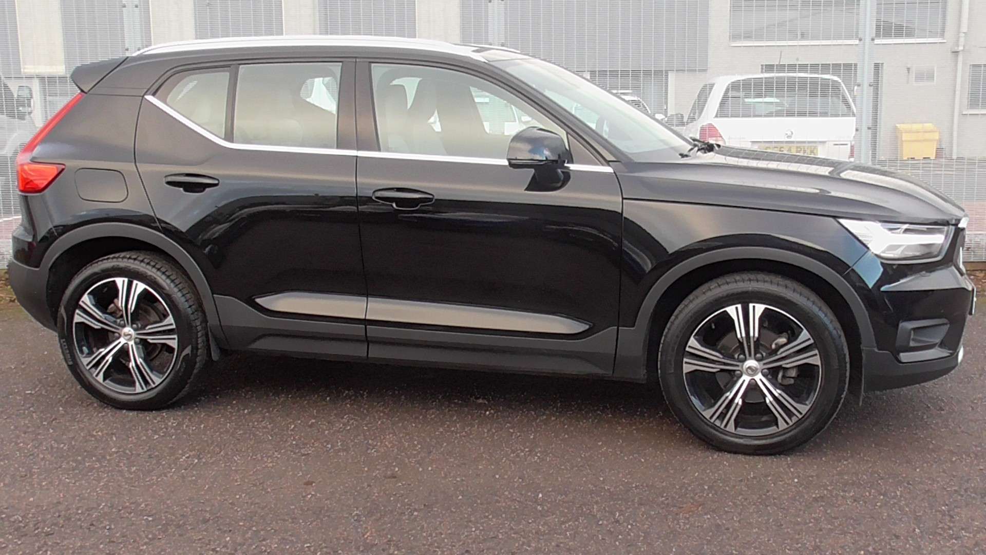 A 2020 VOLVO XC40 1.5 T3 Inscription Pro 5dr Auto 163 ps A 2020 VOLVO XC40 1.5 T3 Inscription Pro 5dr Auto 163 ps