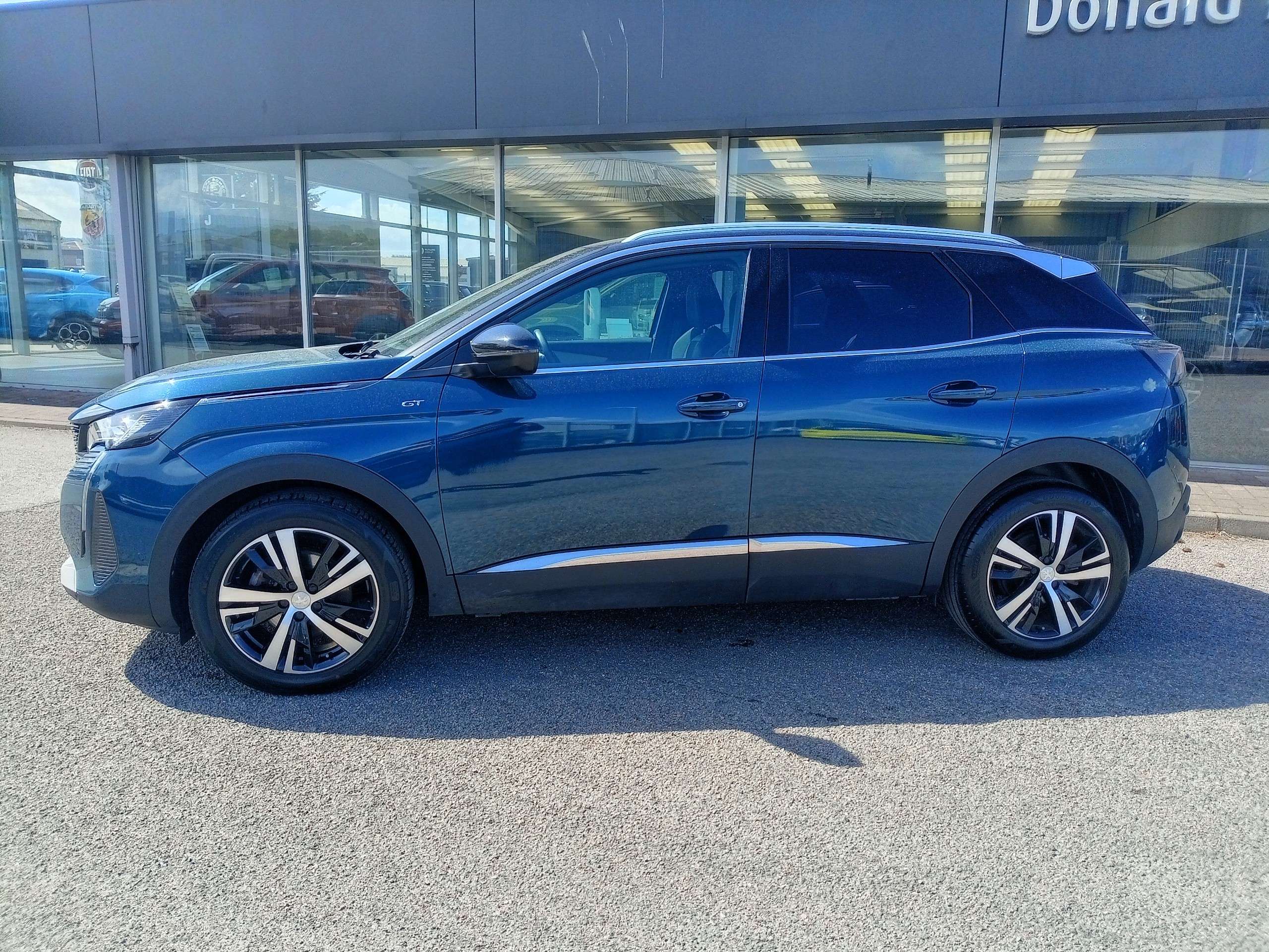 2022 PEUGEOT 3008 2022 PEUGEOT 3008