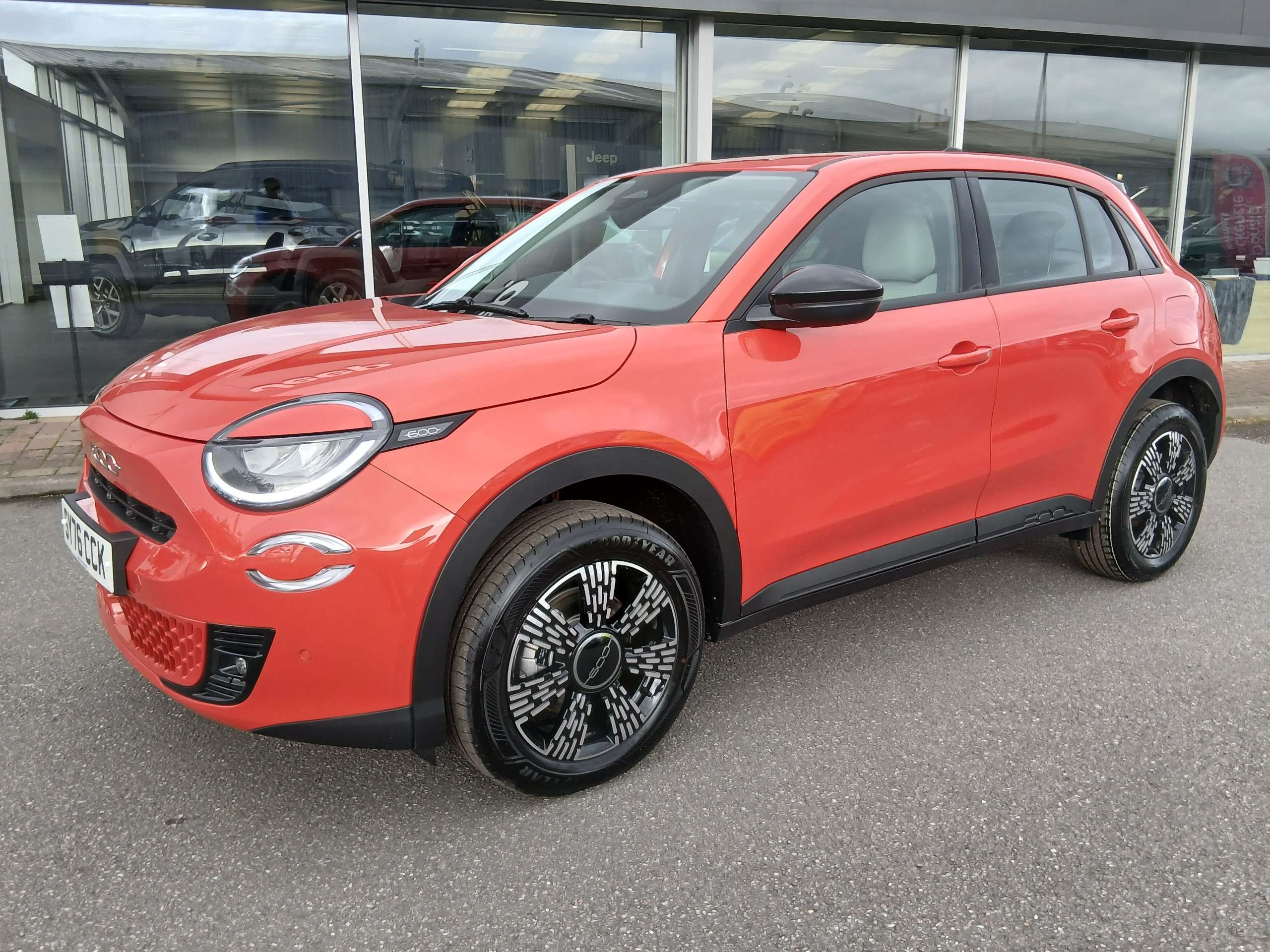 A 2026 FIAT 600 1.2 MHEV Icon 5dr Hybrid e-DCT Automatic A 2026 FIAT 600 1.2 MHEV Icon 5dr Hybrid e-DCT Automatic