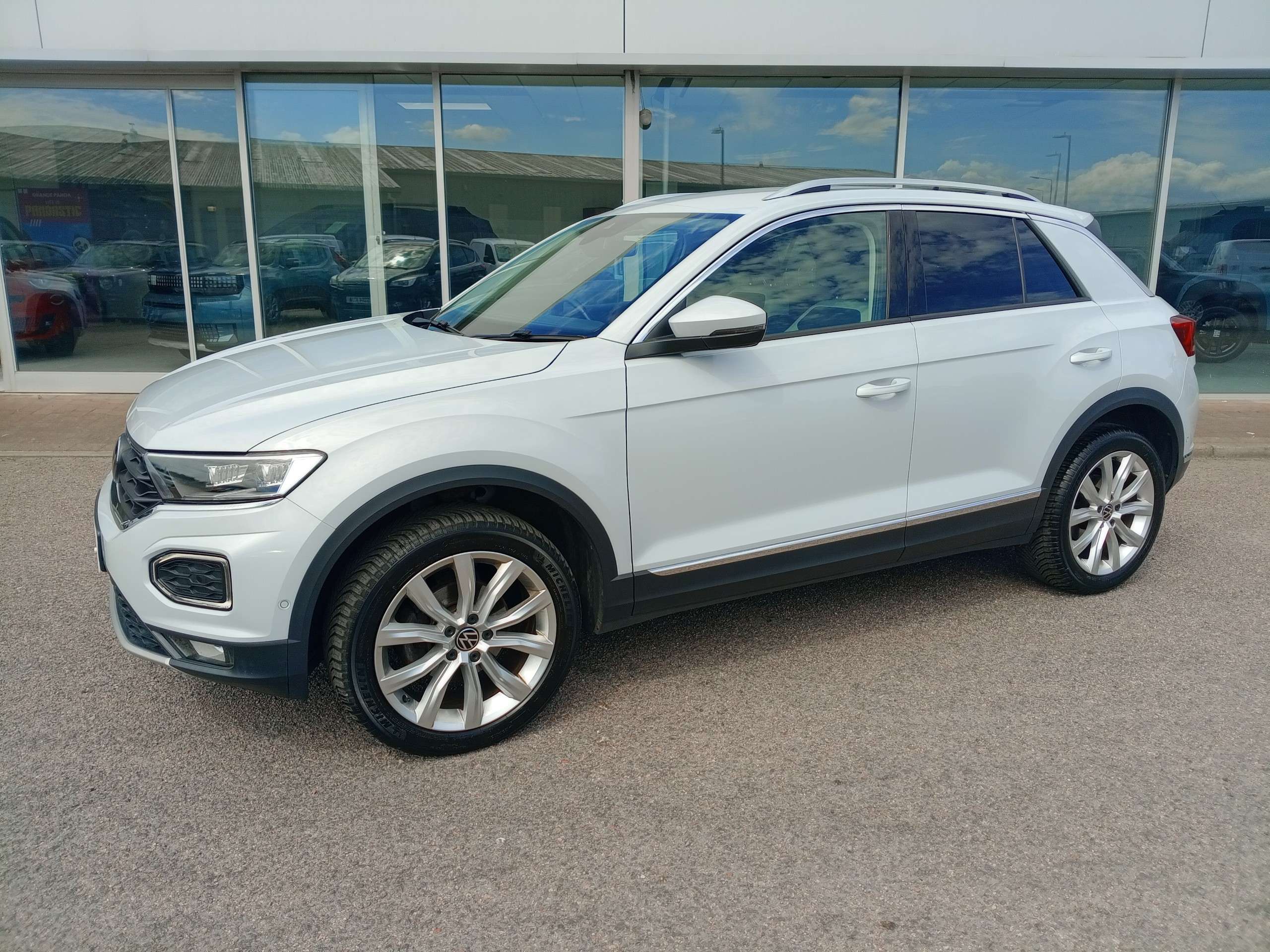 2020 VOLKSWAGEN T-ROC 2020 VOLKSWAGEN T-ROC