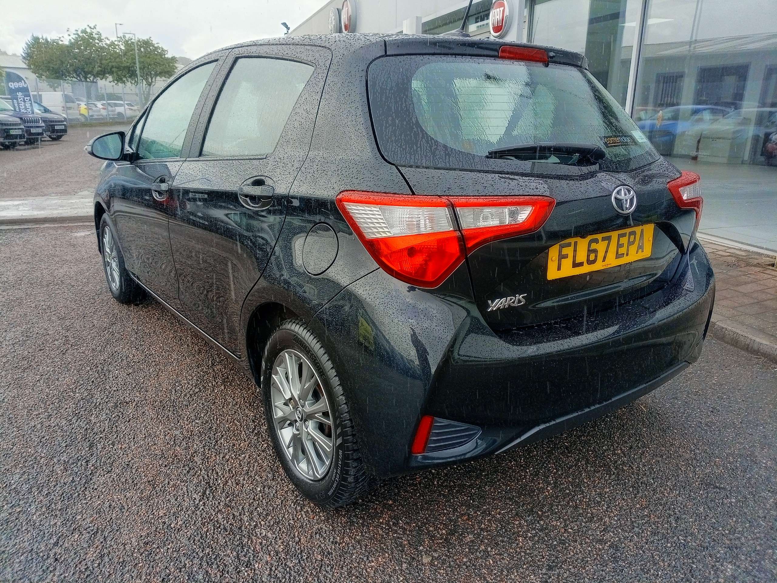 A 2018 TOYOTA YARIS 1.0 VVT-i Icon 5dr A 2018 TOYOTA YARIS 1.0 VVT-i Icon 5dr