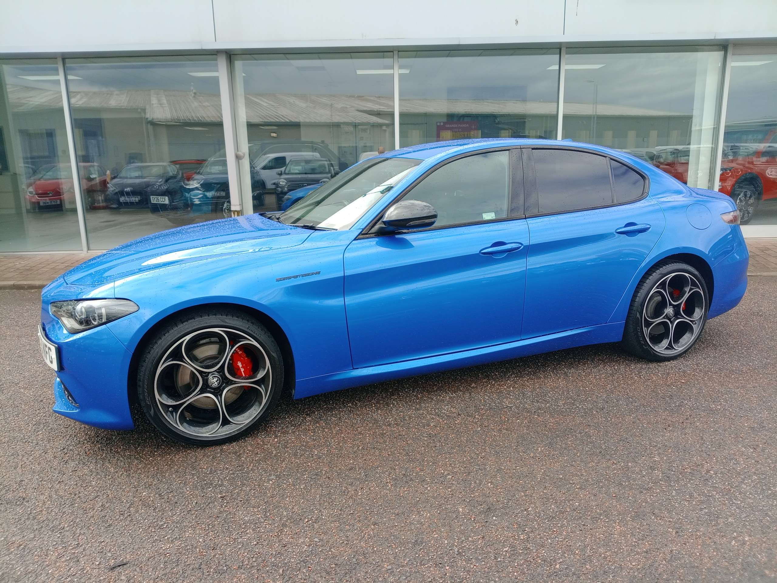 A 2023 ALFA ROMEO GIULIA 2.0T Competizione Saloon Automatic 280 A 2023 ALFA ROMEO GIULIA 2.0T Competizione Saloon Automatic 280