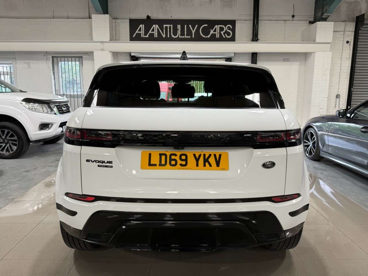 2020 LAND ROVER RANGE ROVER EVOQUE 2020 LAND ROVER RANGE ROVER EVOQUE