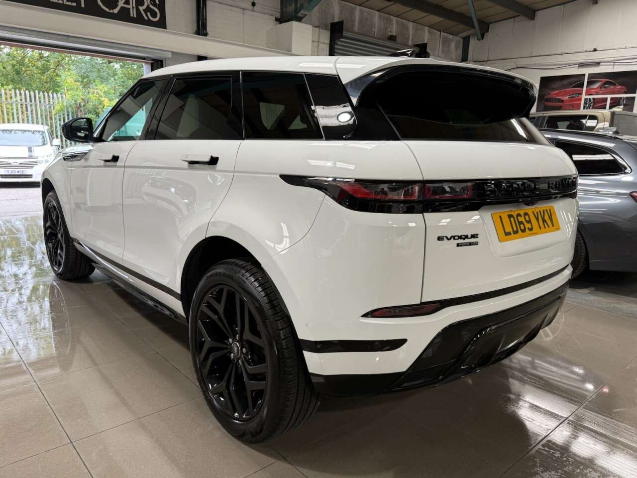 2020 LAND ROVER RANGE ROVER EVOQUE 2020 LAND ROVER RANGE ROVER EVOQUE