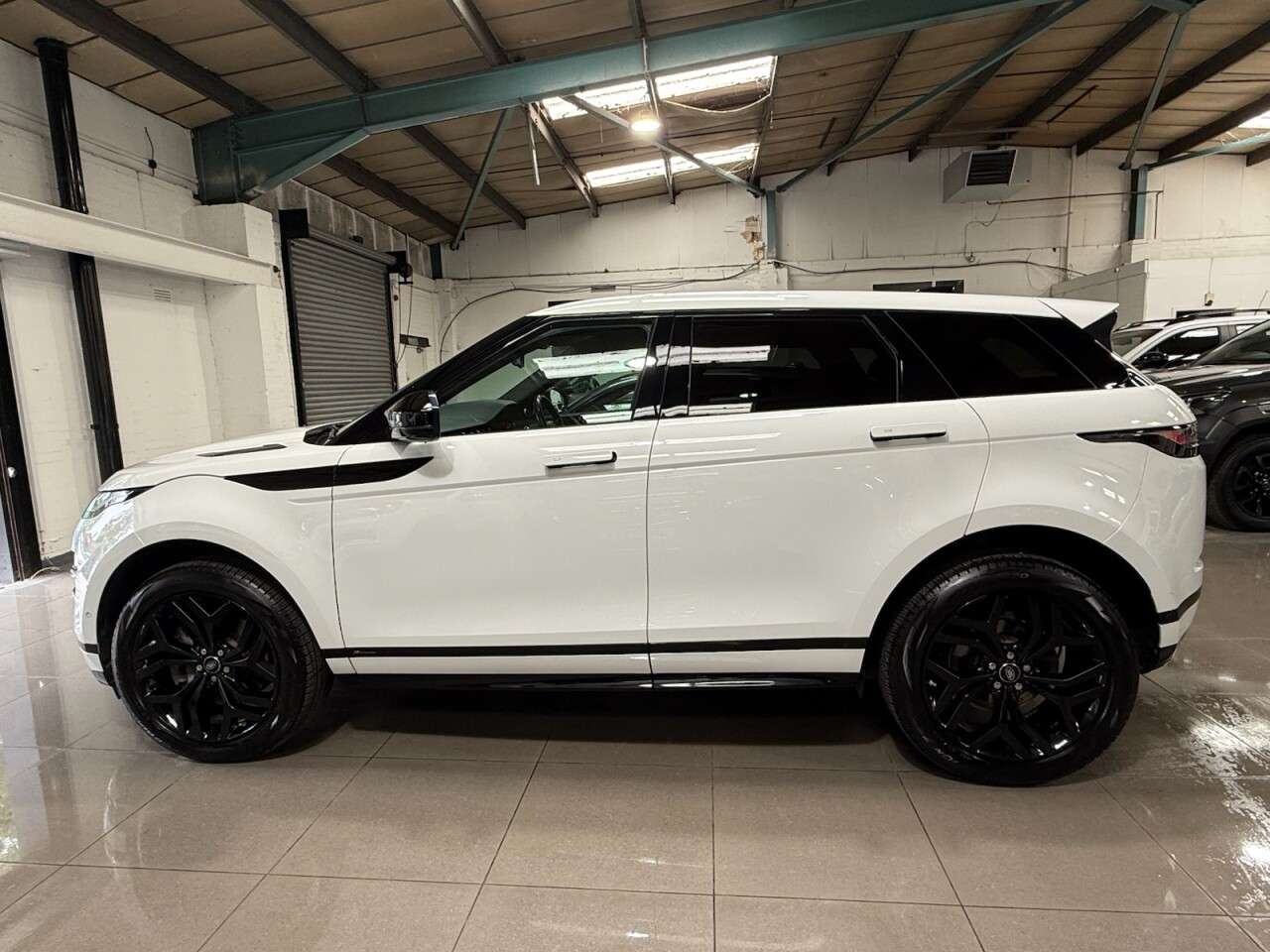 2020 LAND ROVER RANGE ROVER EVOQUE 2020 LAND ROVER RANGE ROVER EVOQUE