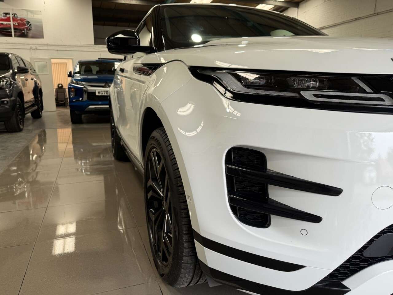 2020 LAND ROVER RANGE ROVER EVOQUE 2020 LAND ROVER RANGE ROVER EVOQUE