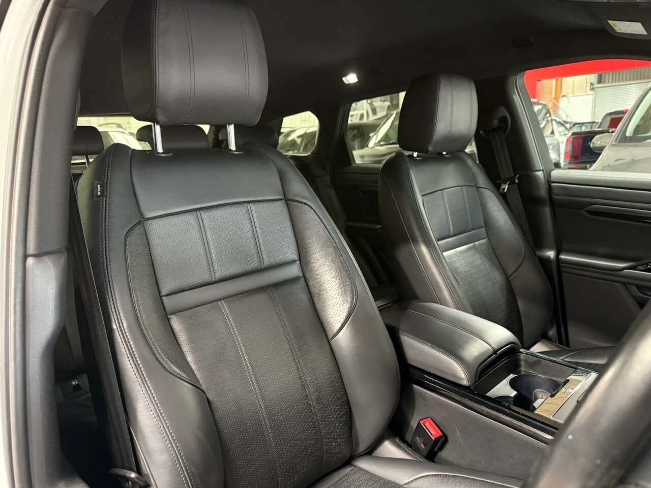 2020 LAND ROVER RANGE ROVER EVOQUE 2020 LAND ROVER RANGE ROVER EVOQUE