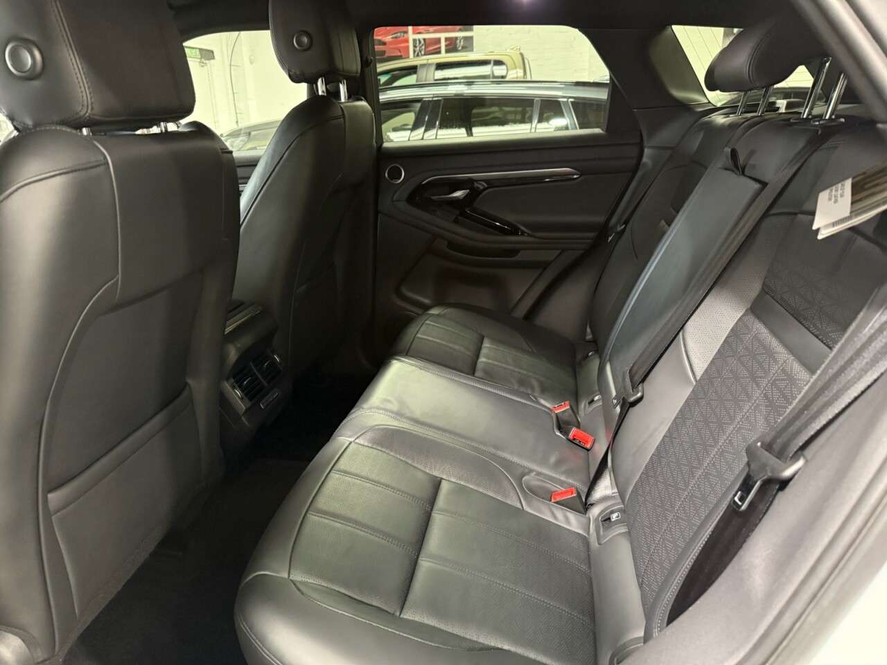 2020 LAND ROVER RANGE ROVER EVOQUE 2020 LAND ROVER RANGE ROVER EVOQUE