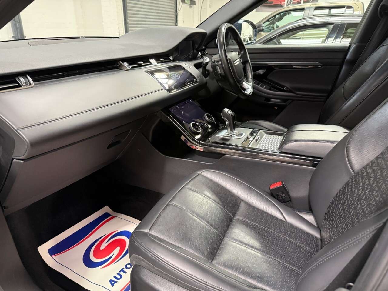 2020 LAND ROVER RANGE ROVER EVOQUE 2020 LAND ROVER RANGE ROVER EVOQUE