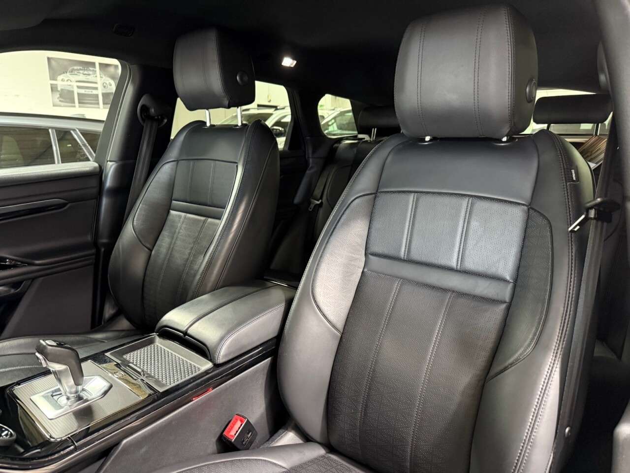 2020 LAND ROVER RANGE ROVER EVOQUE 2020 LAND ROVER RANGE ROVER EVOQUE