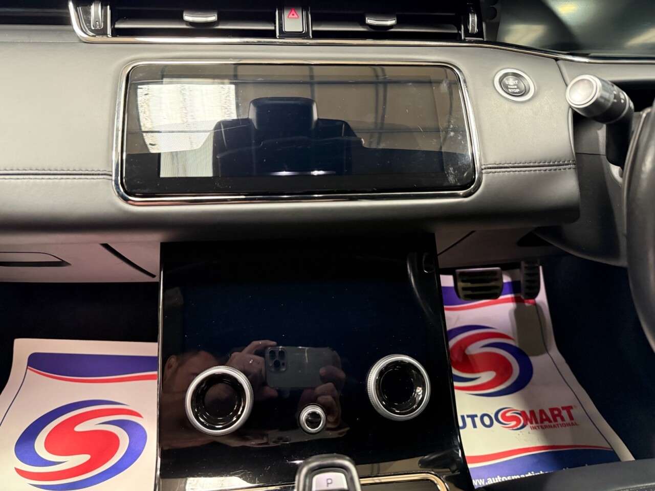 2020 LAND ROVER RANGE ROVER EVOQUE 2020 LAND ROVER RANGE ROVER EVOQUE