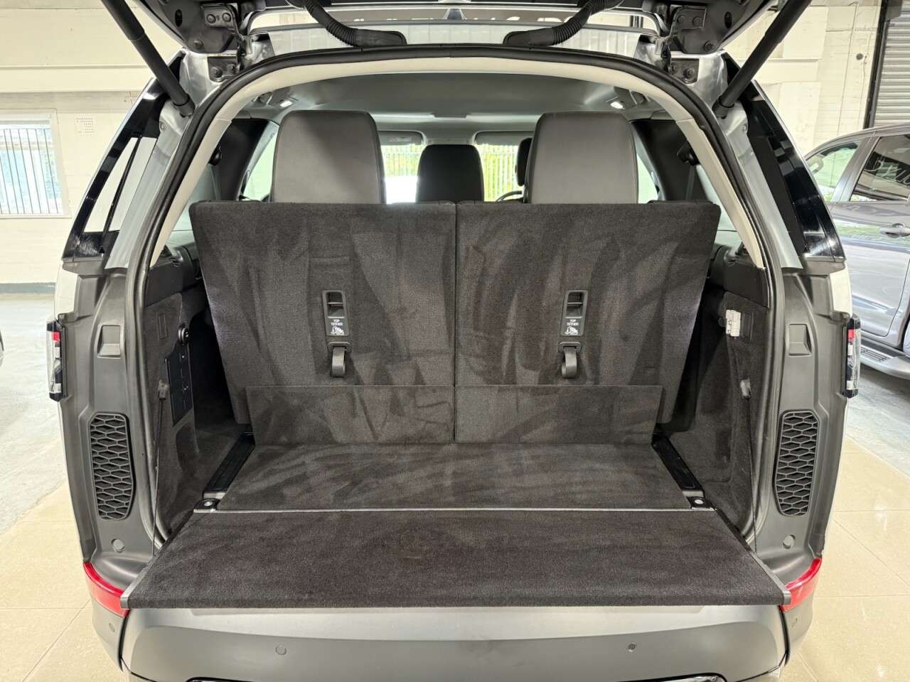 2017 LAND ROVER DISCOVERY 2017 LAND ROVER DISCOVERY