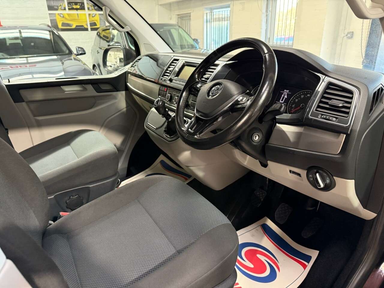 2017 VOLKSWAGEN TRANSPORTER 2017 VOLKSWAGEN TRANSPORTER