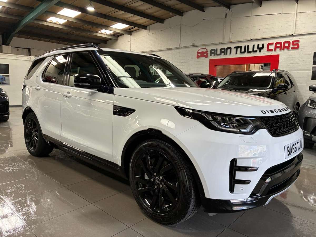Check out this Land Rover Discovery 2020 Diesel Automatic