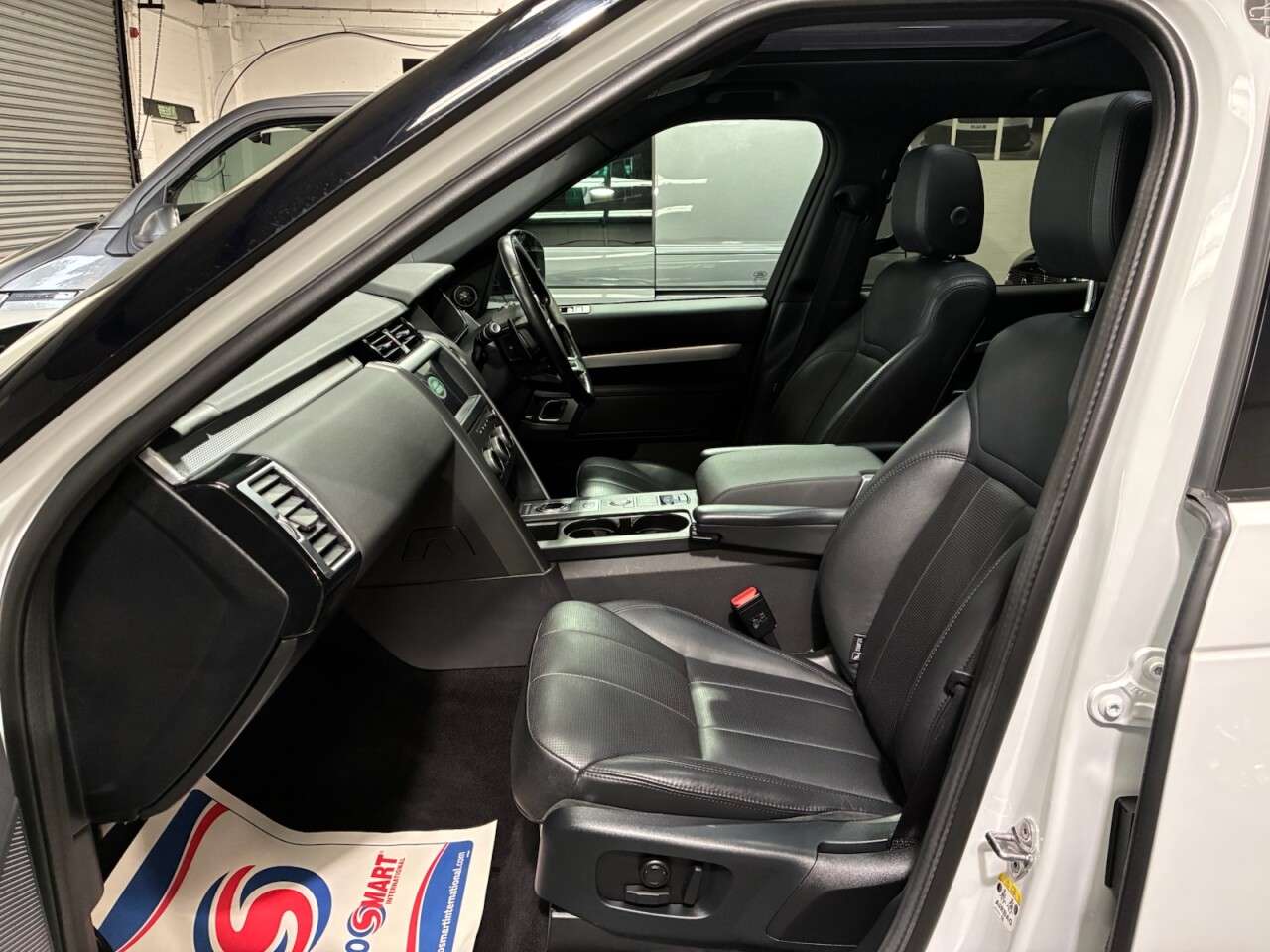 2020 LAND ROVER DISCOVERY 2020 LAND ROVER DISCOVERY