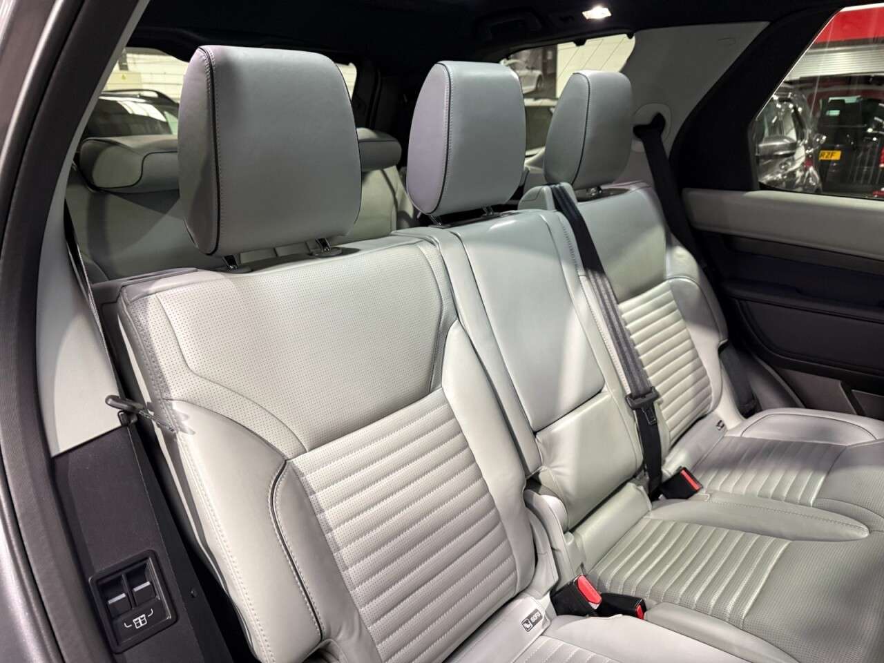 2018 LAND ROVER DISCOVERY 2018 LAND ROVER DISCOVERY