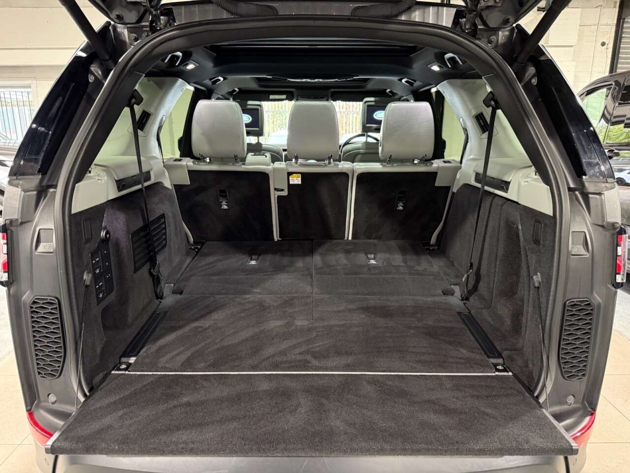 2018 LAND ROVER DISCOVERY 2018 LAND ROVER DISCOVERY