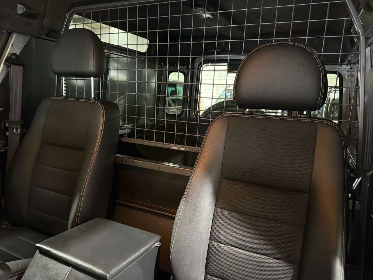 2015 LAND ROVER DEFENDER 2015 LAND ROVER DEFENDER