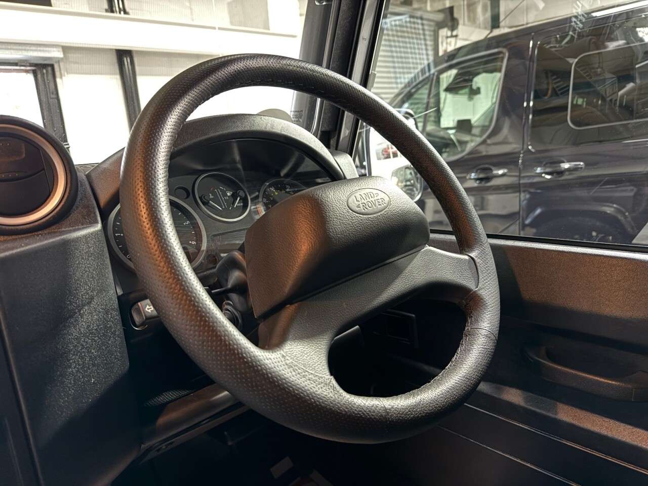 2015 LAND ROVER DEFENDER 2015 LAND ROVER DEFENDER