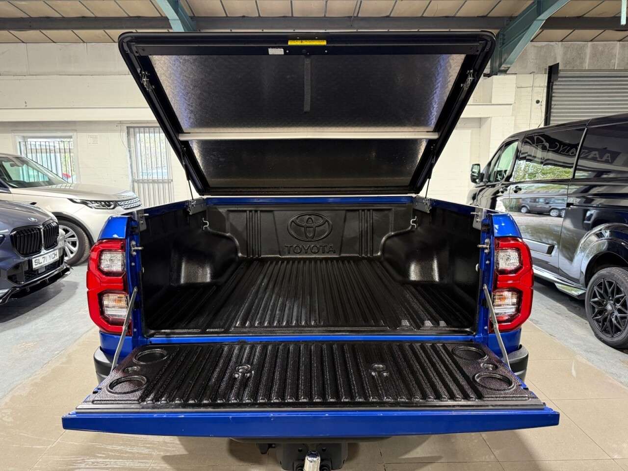 2023 TOYOTA HILUX 2023 TOYOTA HILUX