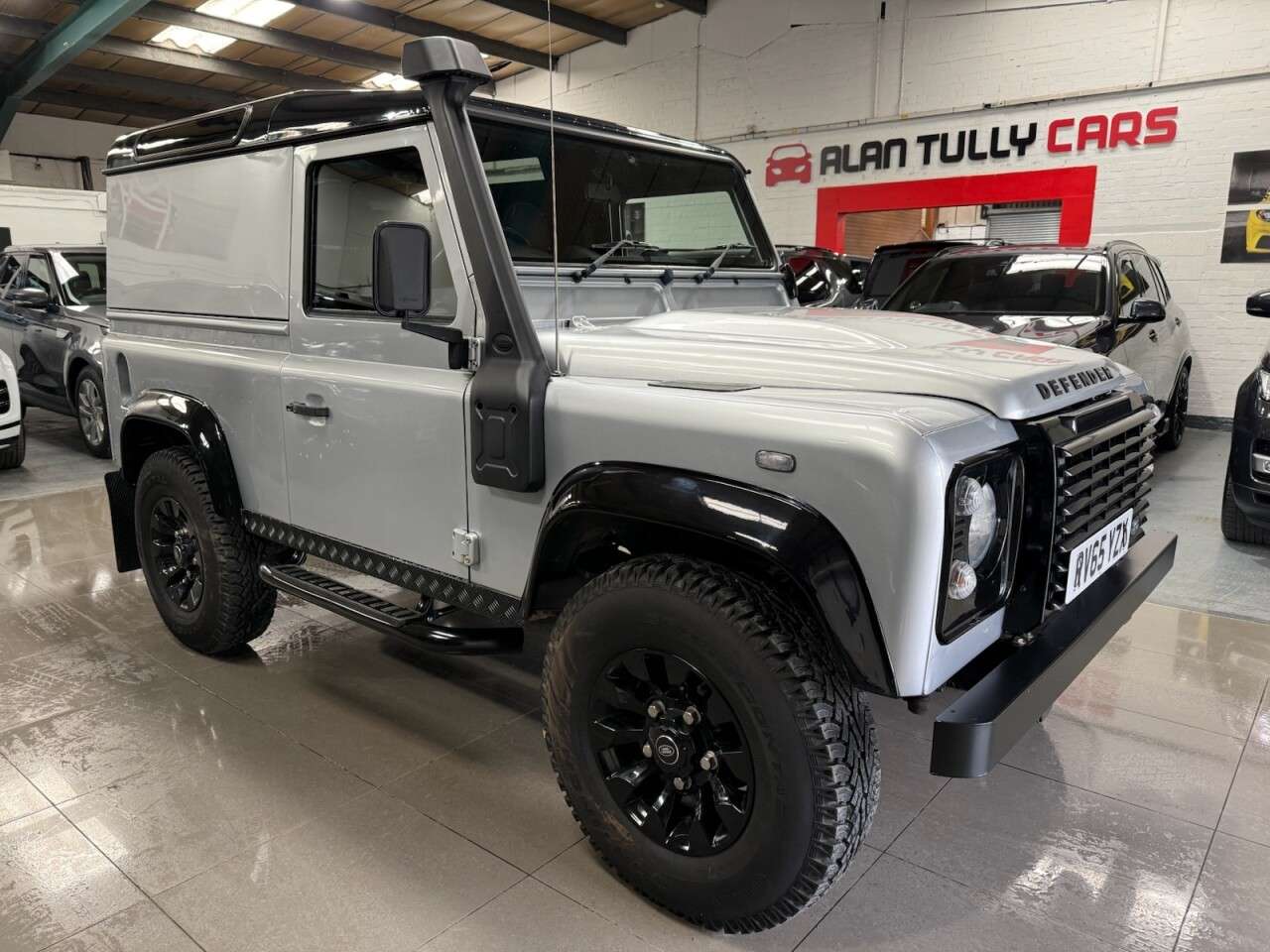 2015 LAND ROVER DEFENDER 2015 LAND ROVER DEFENDER