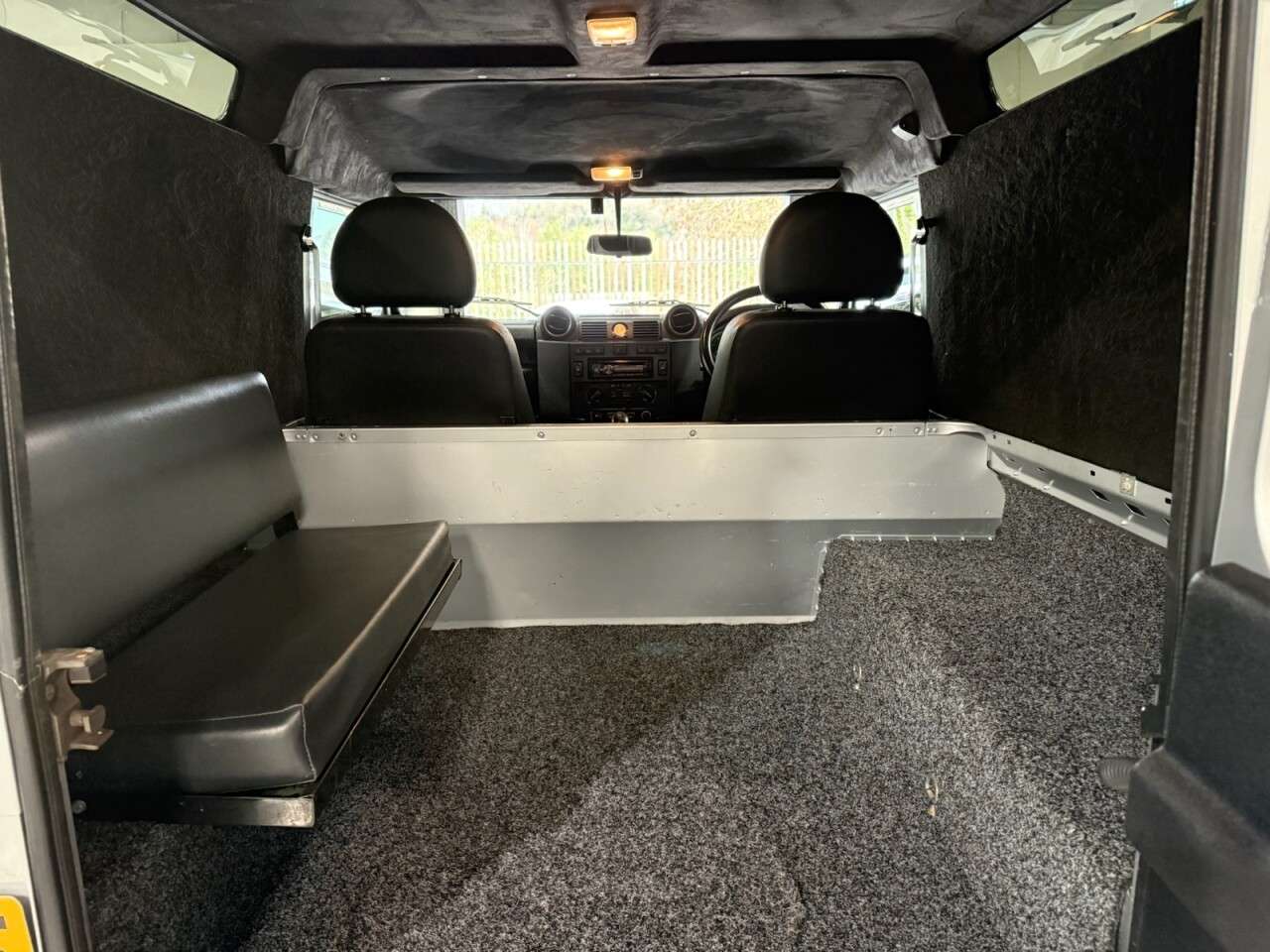 2015 LAND ROVER DEFENDER 2015 LAND ROVER DEFENDER