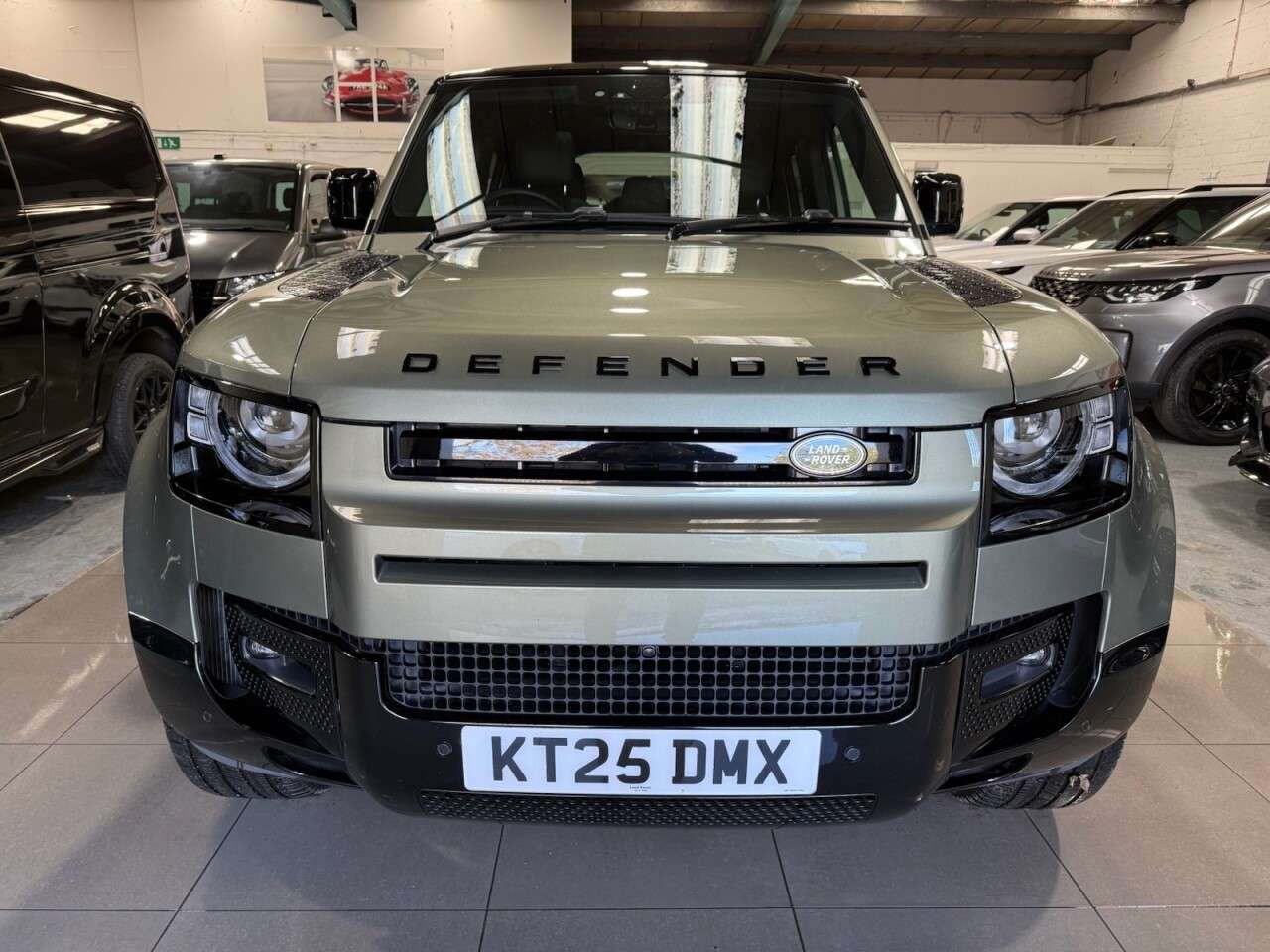 2025 LAND ROVER DEFENDER 2025 LAND ROVER DEFENDER