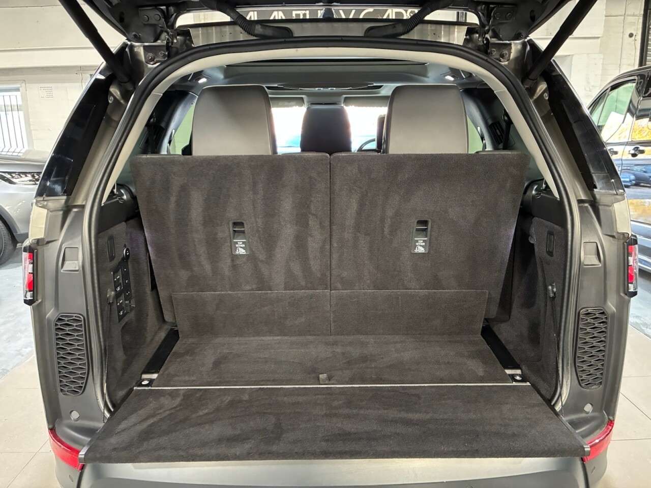 2017 LAND ROVER DISCOVERY 2017 LAND ROVER DISCOVERY