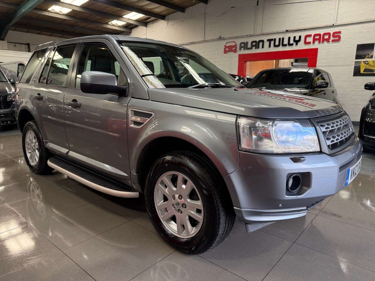 A 2012 LAND ROVER FREELANDER 2 2.2 SD4 XS SUV 5dr Diesel CommandShift 4WD Euro 5 (190 ps) A 2012 LAND ROVER FREELANDER 2 2.2 SD4 XS SUV 5dr Diesel CommandShift 4WD Euro 5 (190 ps)