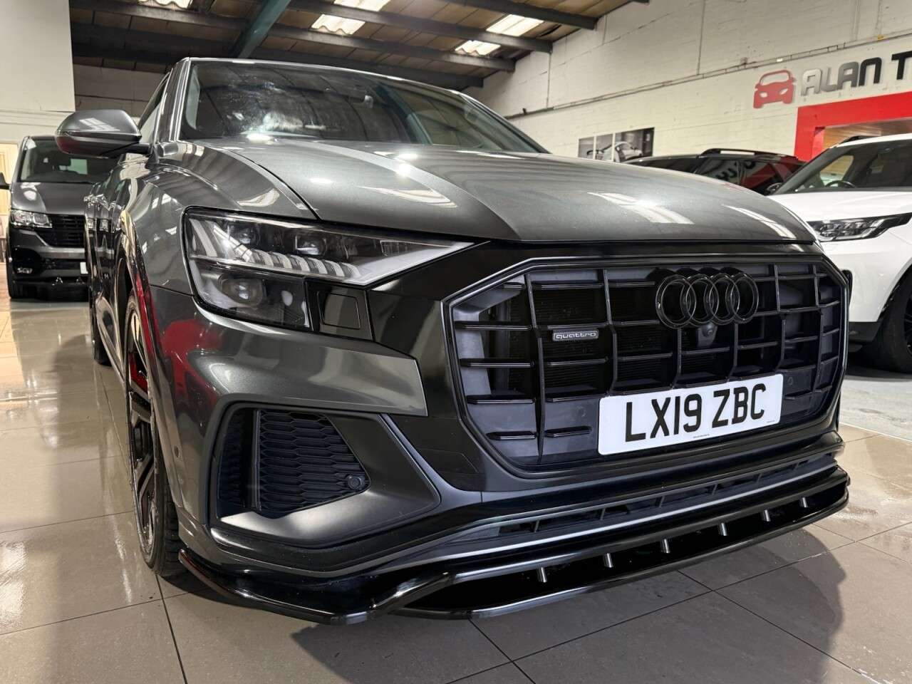 2019 AUDI Q8 2019 AUDI Q8
