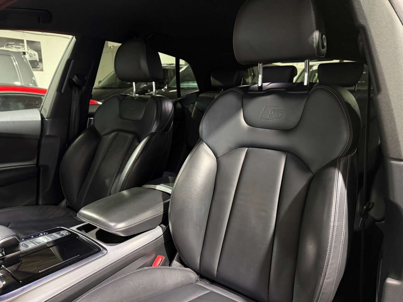 2019 AUDI Q8 2019 AUDI Q8